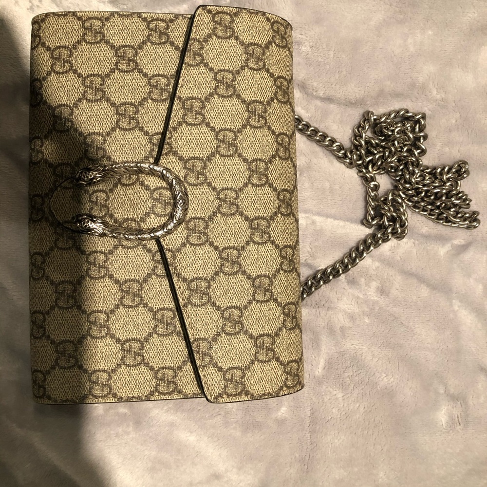 Selling Gucci Bag